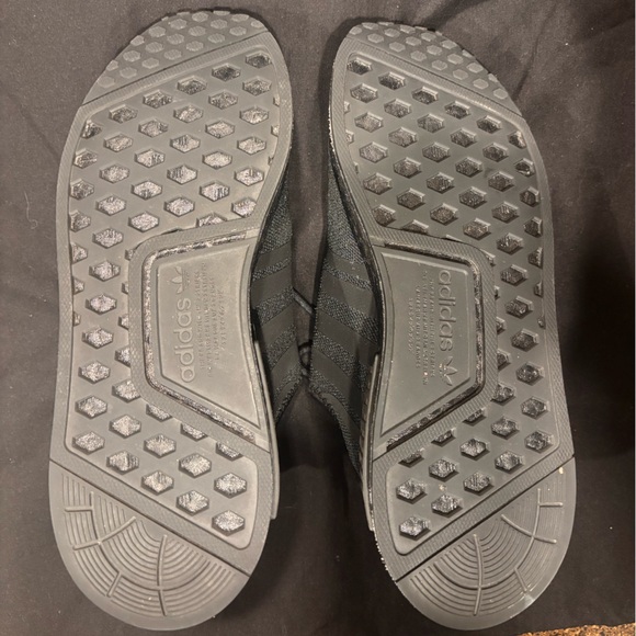 Adidas NMD R1 Primeblue Black Solar Pink 2021 - Picture 4 of 5